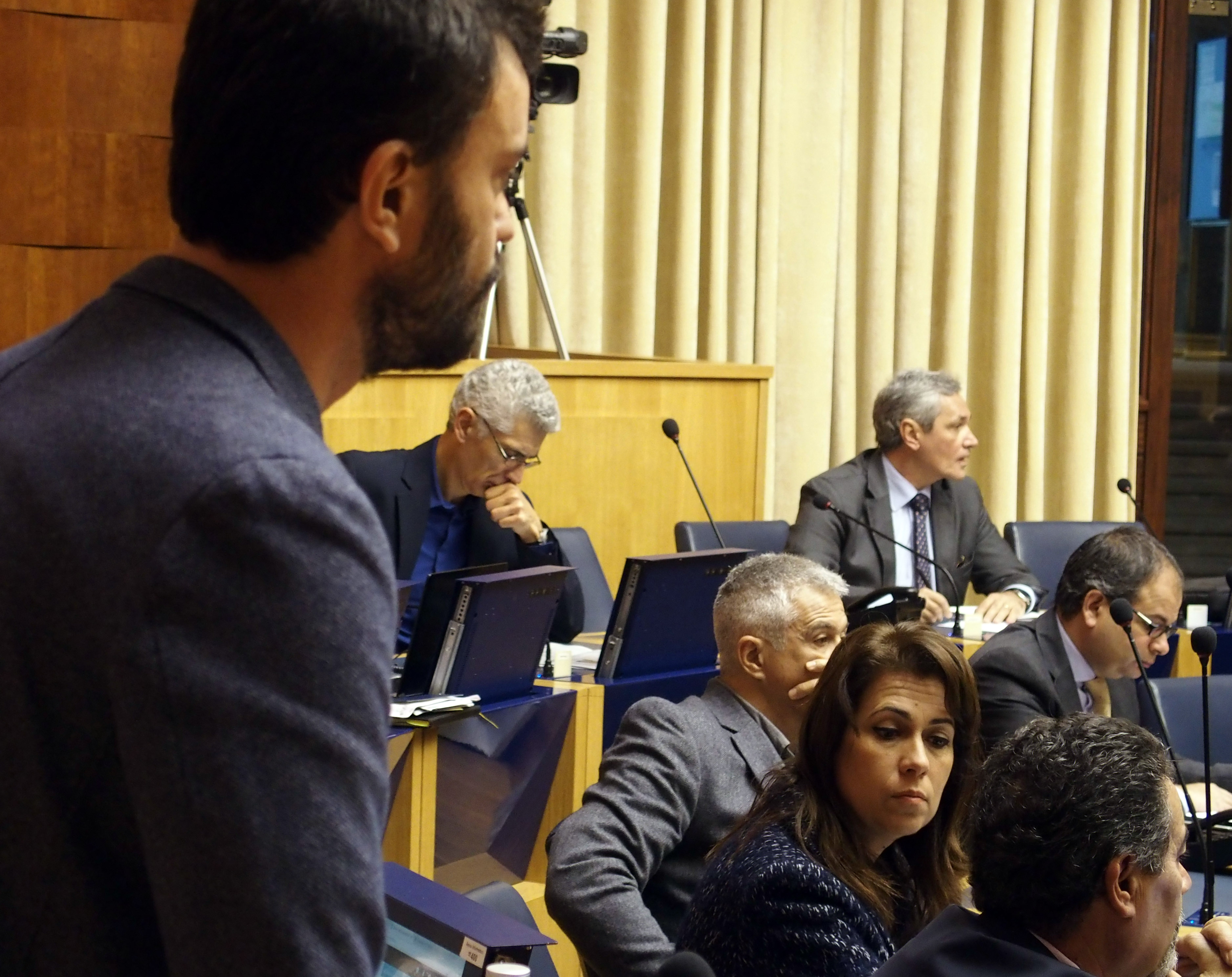 Regularização de habitações ilegais esteve em debate na Assembleia