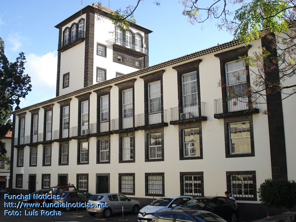 Cúpulas do PS regional amanhã em reunião com Cafôfo na CMF
