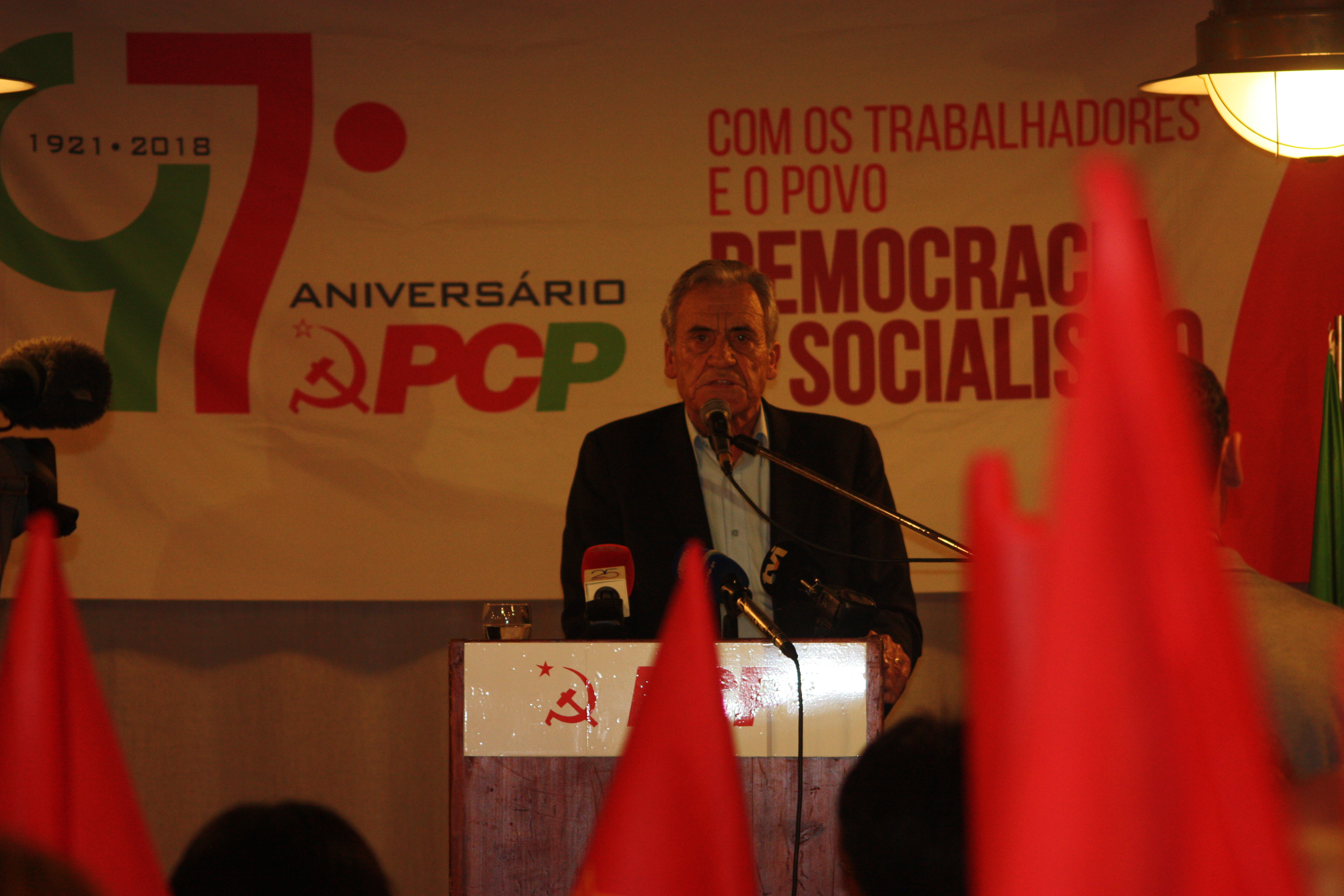 Jantar de aniversário PCP reúne 600 na Encumeada