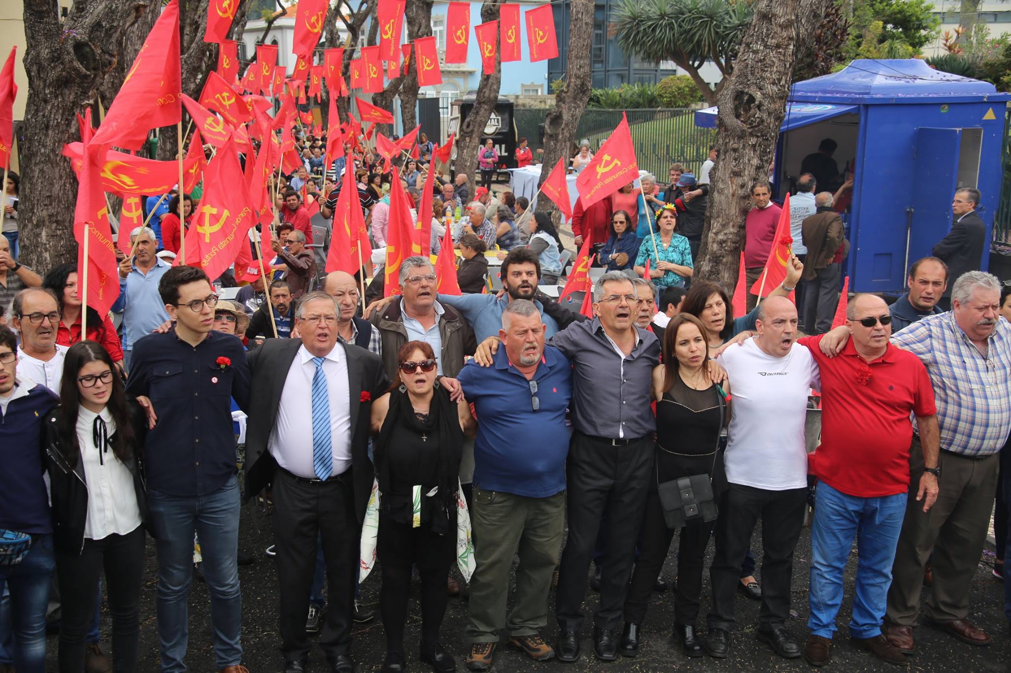 CDU vai assinalar 25 de Abril com festa-comício