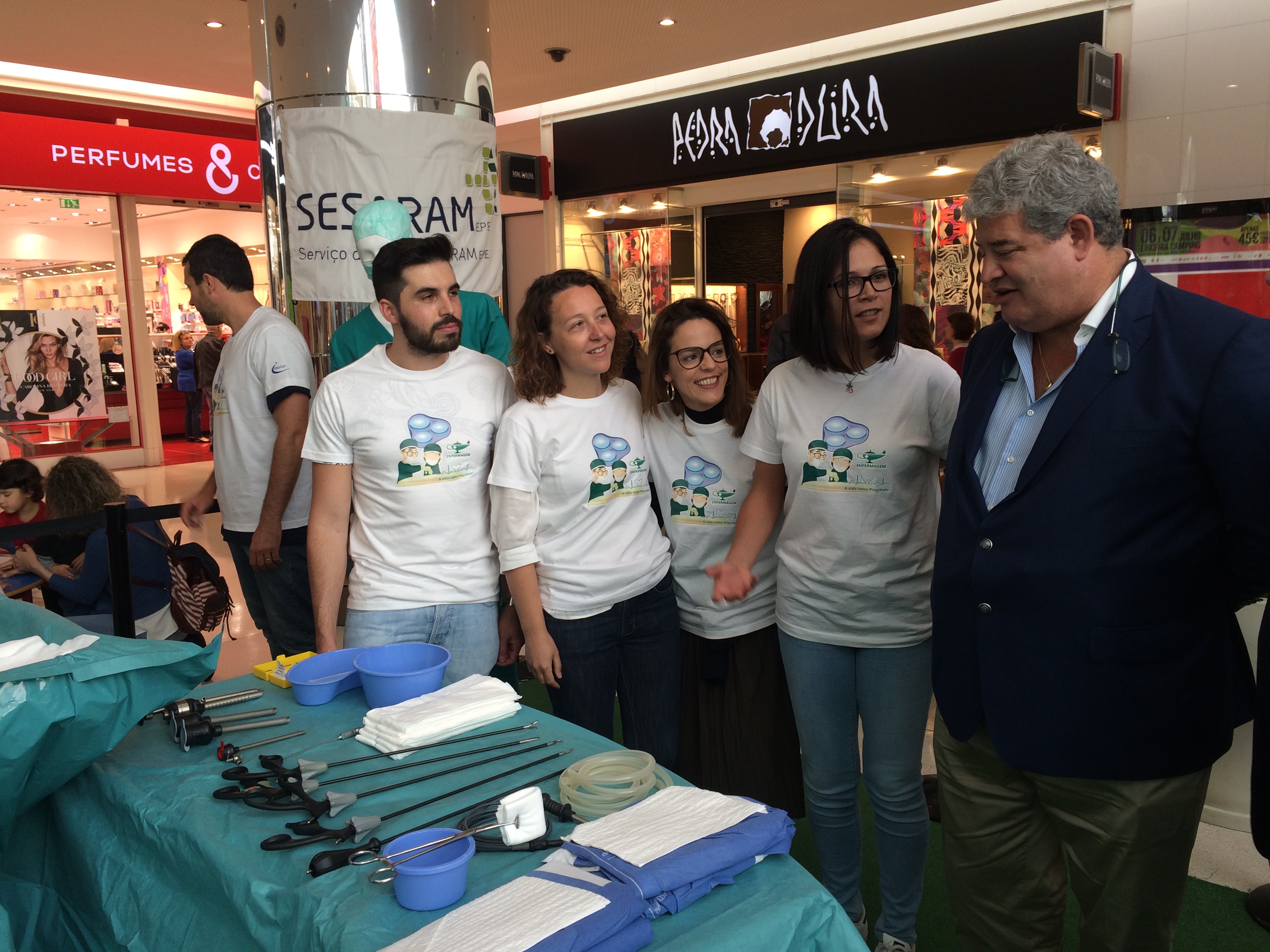 Pedro Ramos inaugura “Sala de Operações” (exposição) no Centro Comercial