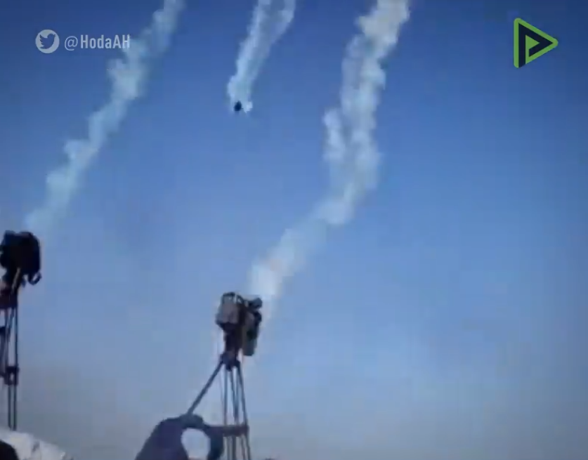 Drone militar israelita ataca os jornalistas com gás lacrimogéneo [vídeo]