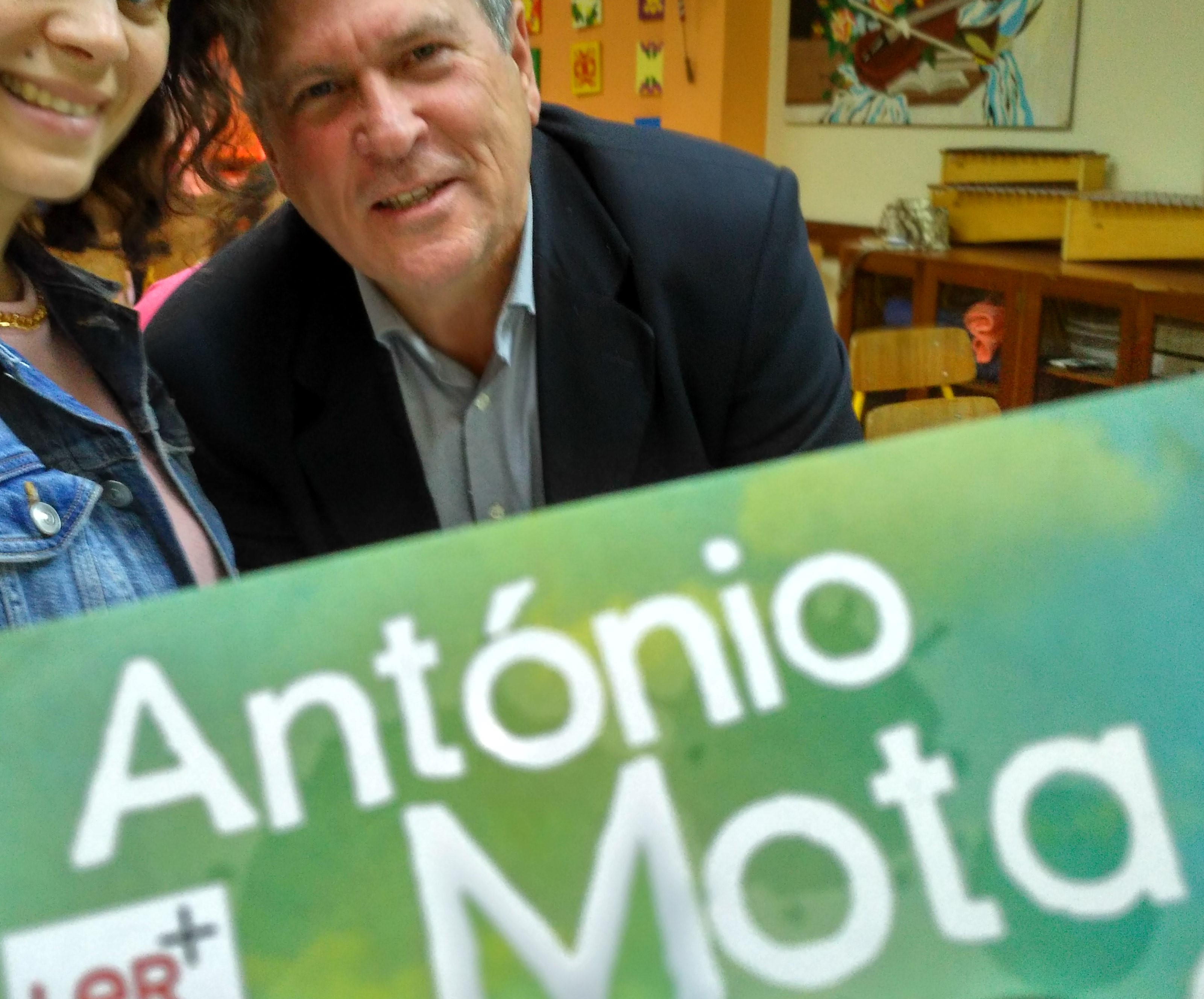 Escritor António Mota otimista: O digital não é uma ameaça aos livros