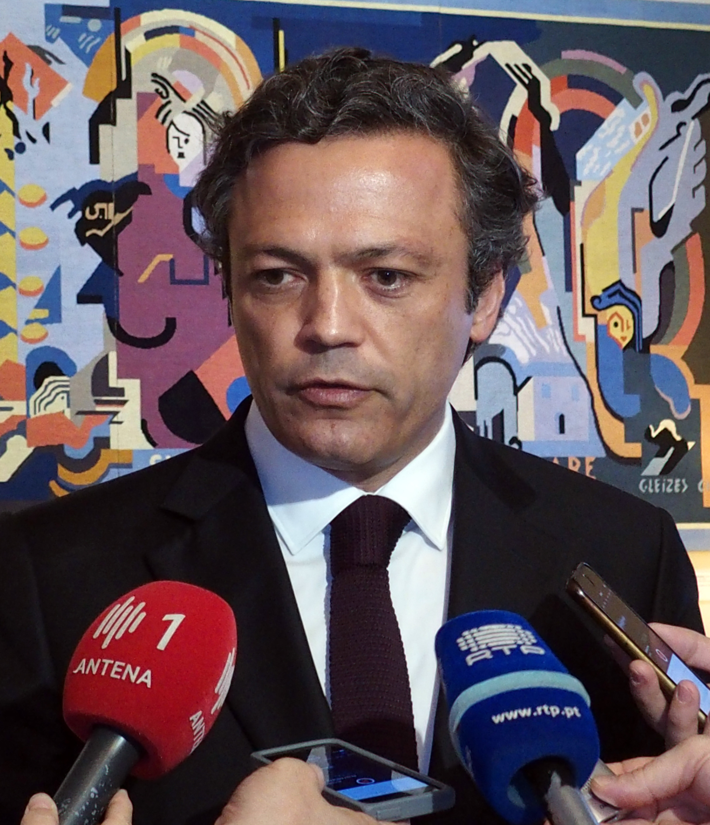 Vice-Presidência vem deplorar e esclarecer declarações do JPP