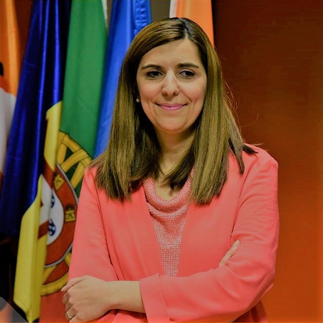 Sara Madruga confronta ministra da Justiça com problemas da Região