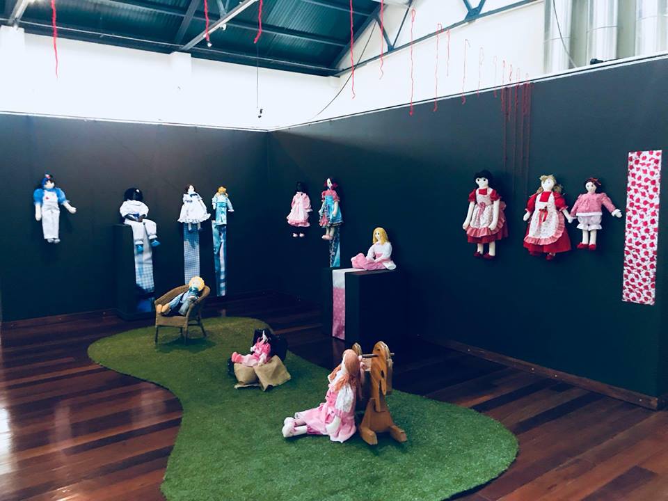 Exposição “Bonecas da minha infância e do mundo” na Casa da Luz até 15 junho