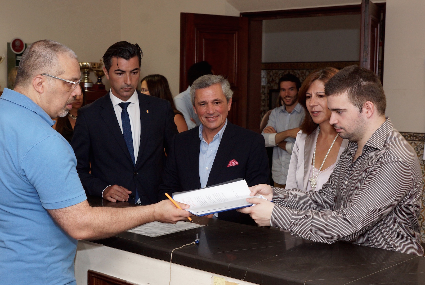 CDS entrega listas às eleições de outubro e alerta para o surto do mosquito