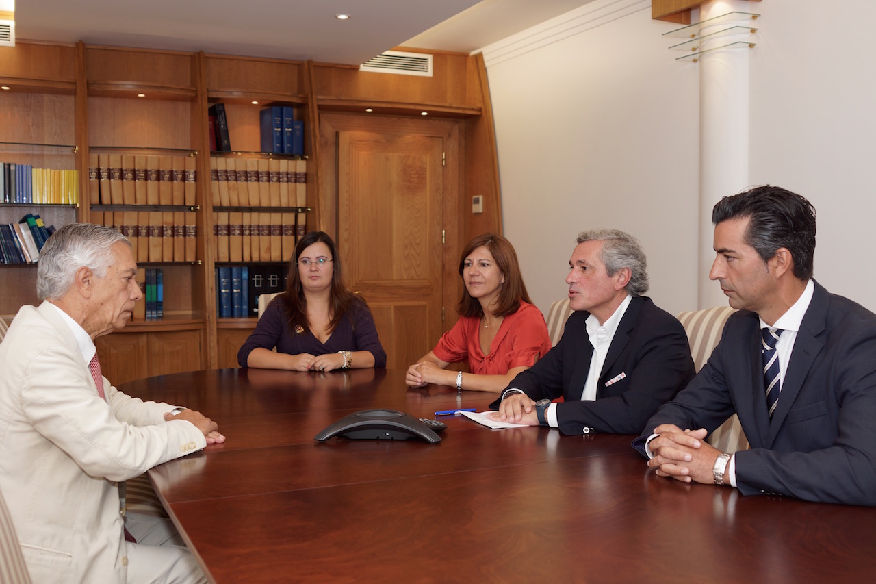 Centristas visitaram CINM e reclamam regime fiscal próprio para a RAM