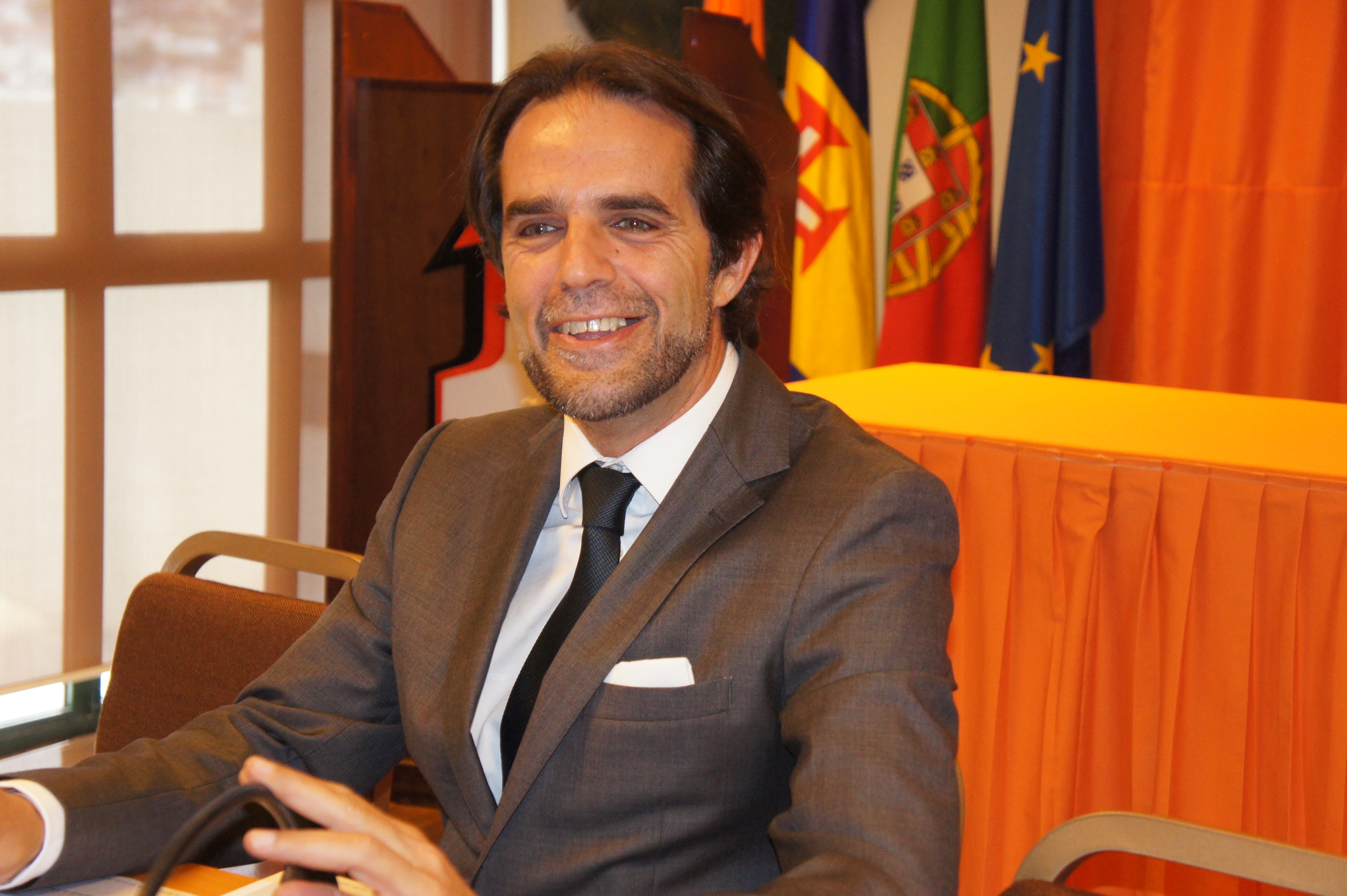 Miguel Albuquerque reúne amanhã com militantes da Ponta do Sol