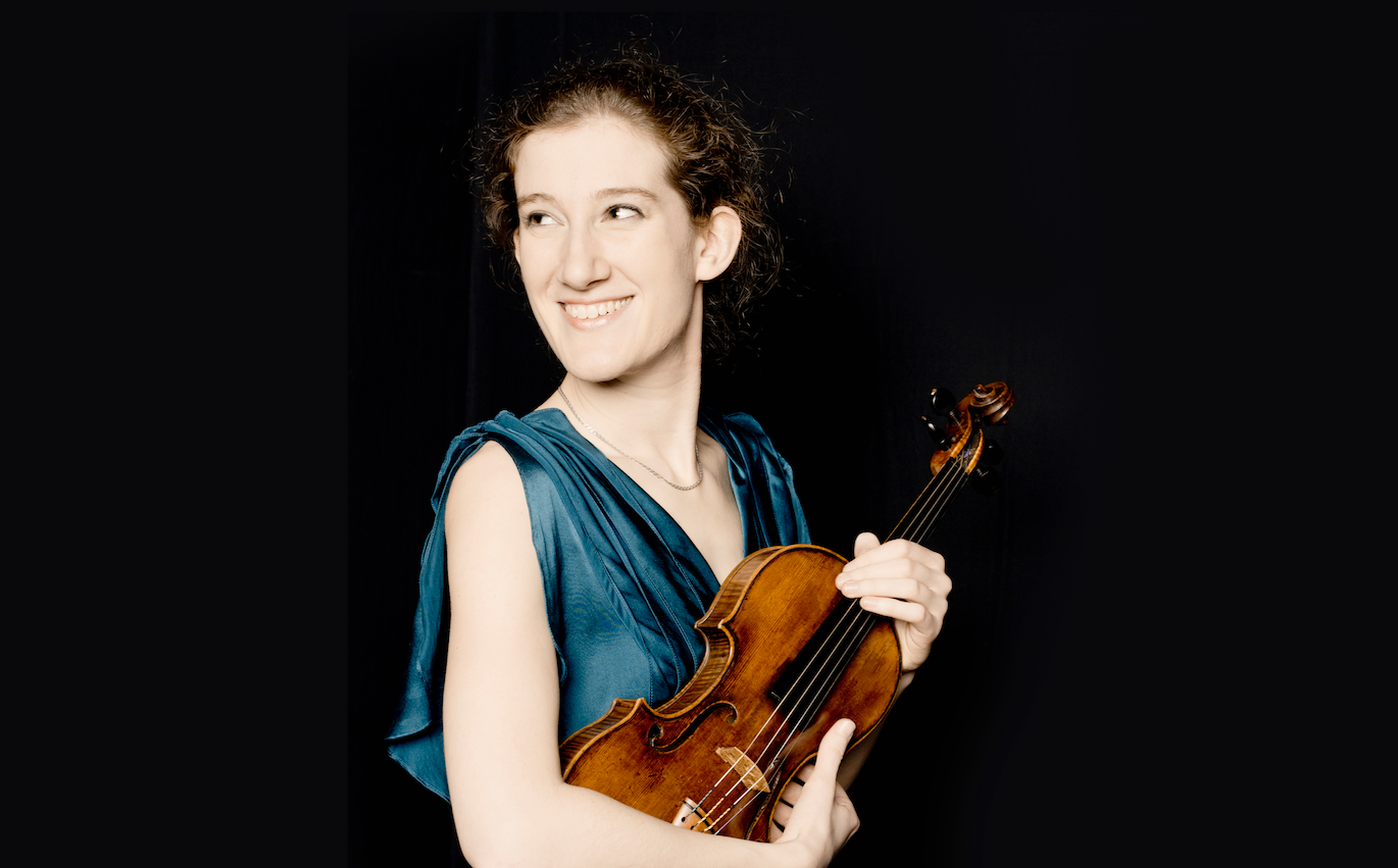 Violinista Maria Milstein solista em concerto da OCM no domingo