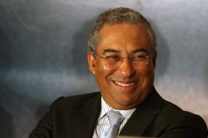 Novo Governo confirma reposição dos feriados e eliminação gradual dos cortes salariais