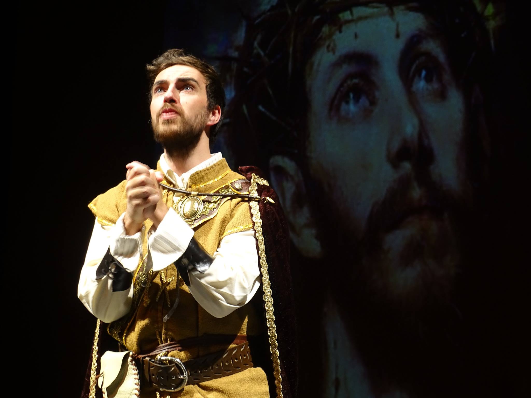 O Cavaleiro da Dinamarca: uma viagem experienciando o mundo do teatro