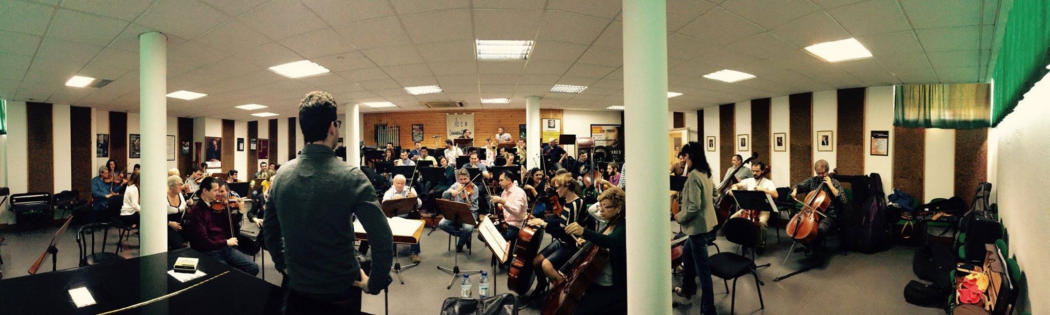 Madeirense Luís Andrade dirige concerto de fim de Ano da OCM
