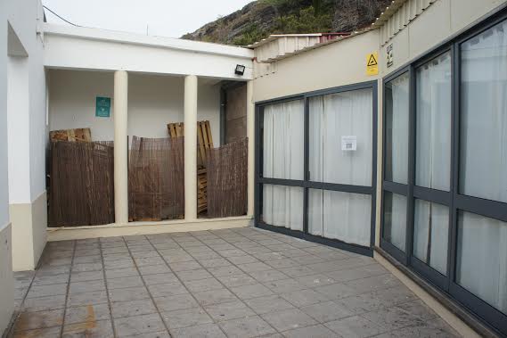Cafôfo acaba com duches na Praia Formosa e manda fazer sondagem
