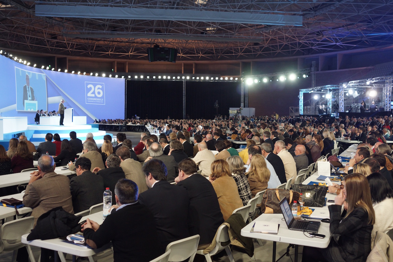 CDS-PP sai do Congresso reforçado nos órgãos nacionais