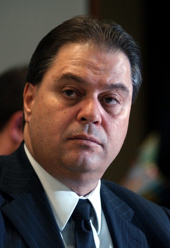 Brasil: antigo senador Gim Argello detido no escândalo Petrobras