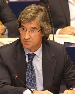 Tranquada representa Madeira e Açores em Bruxelas