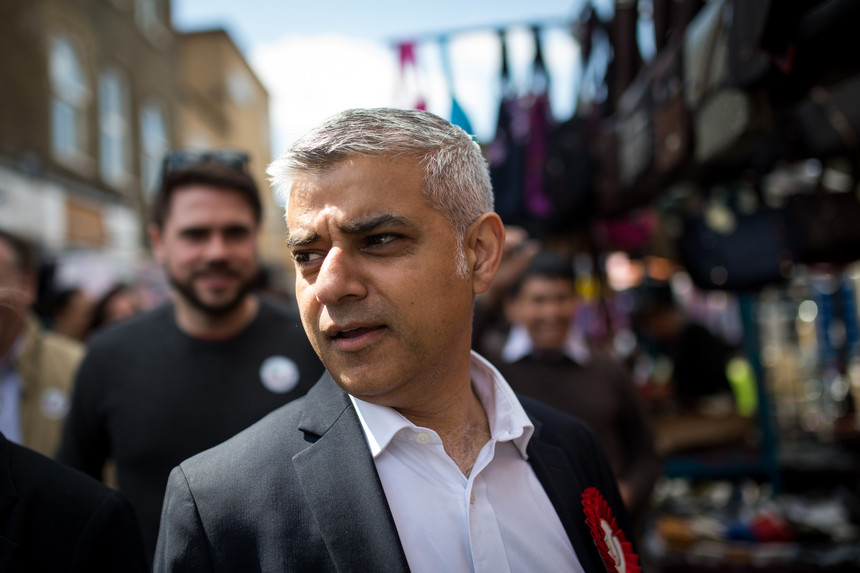Reino Unido: Sadiq Kahn torna-se no primeiro autarca muçulmano de Londres (vídeo)