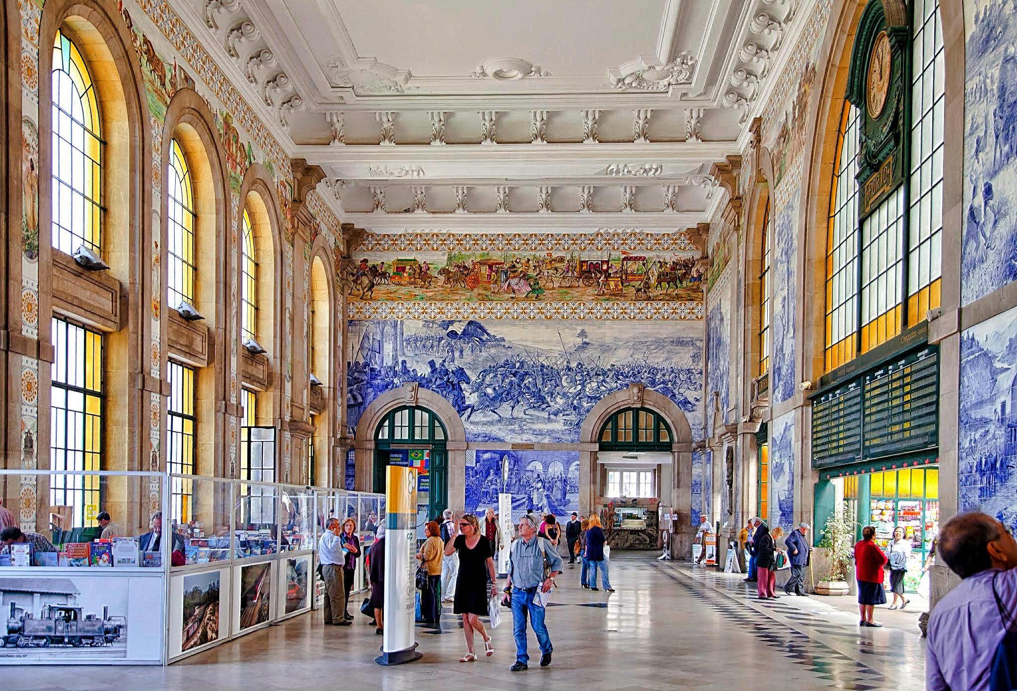 Estação de S. Bento entre as mais bonitas do mundo