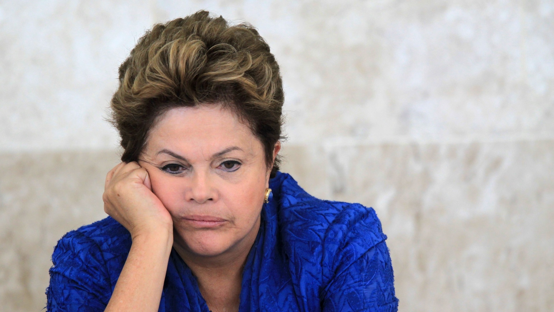 Senadores derrubam Dilma Roussef