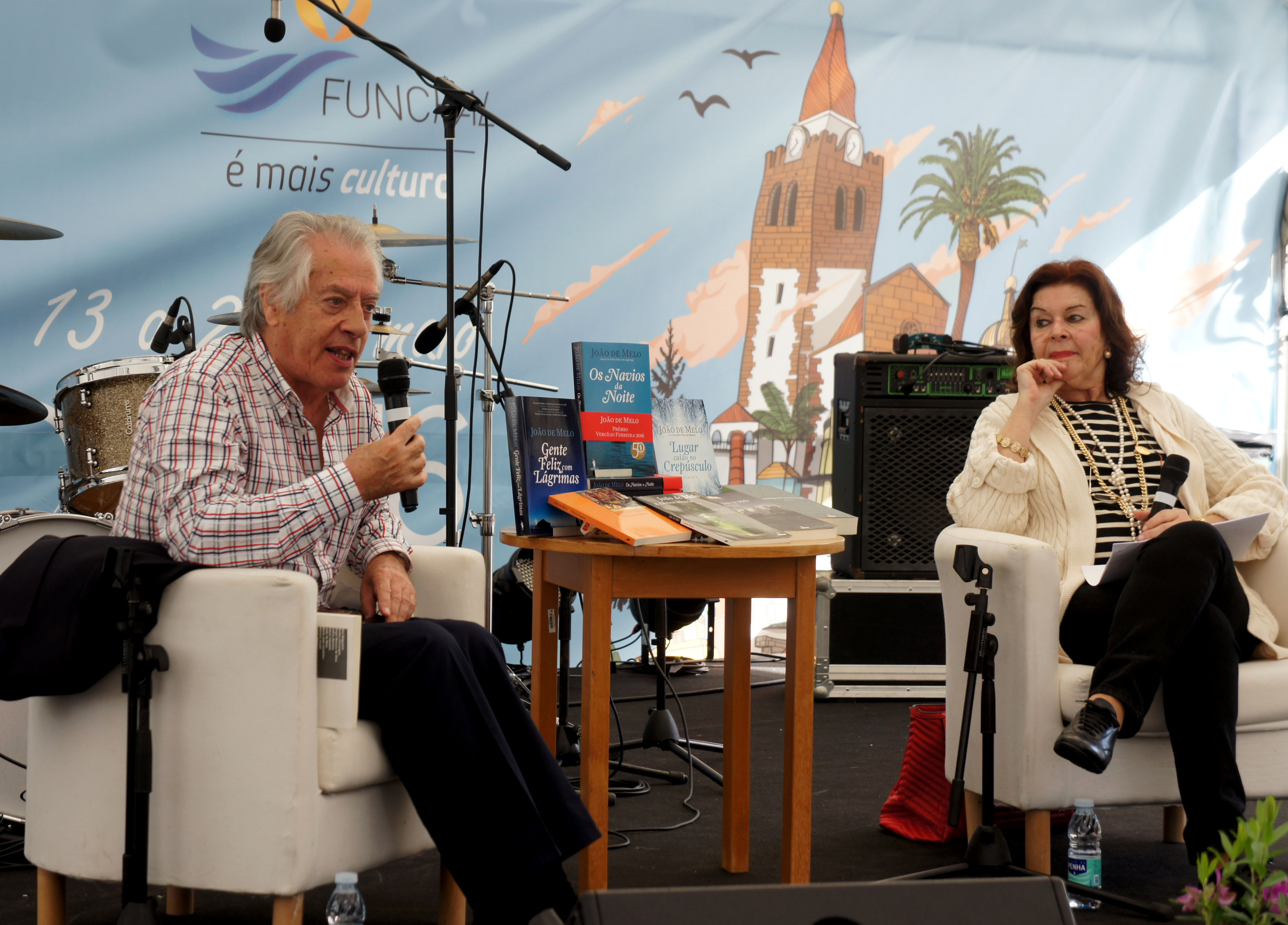João de Melo apresentou livro de contos na Feira do Livro