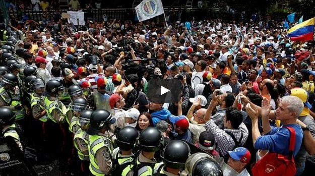 Venezuelanos marcham contra Maduro (vídeo)