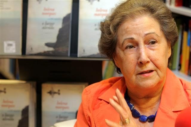 Conversa com Helena Marques no Teatro Municipal
