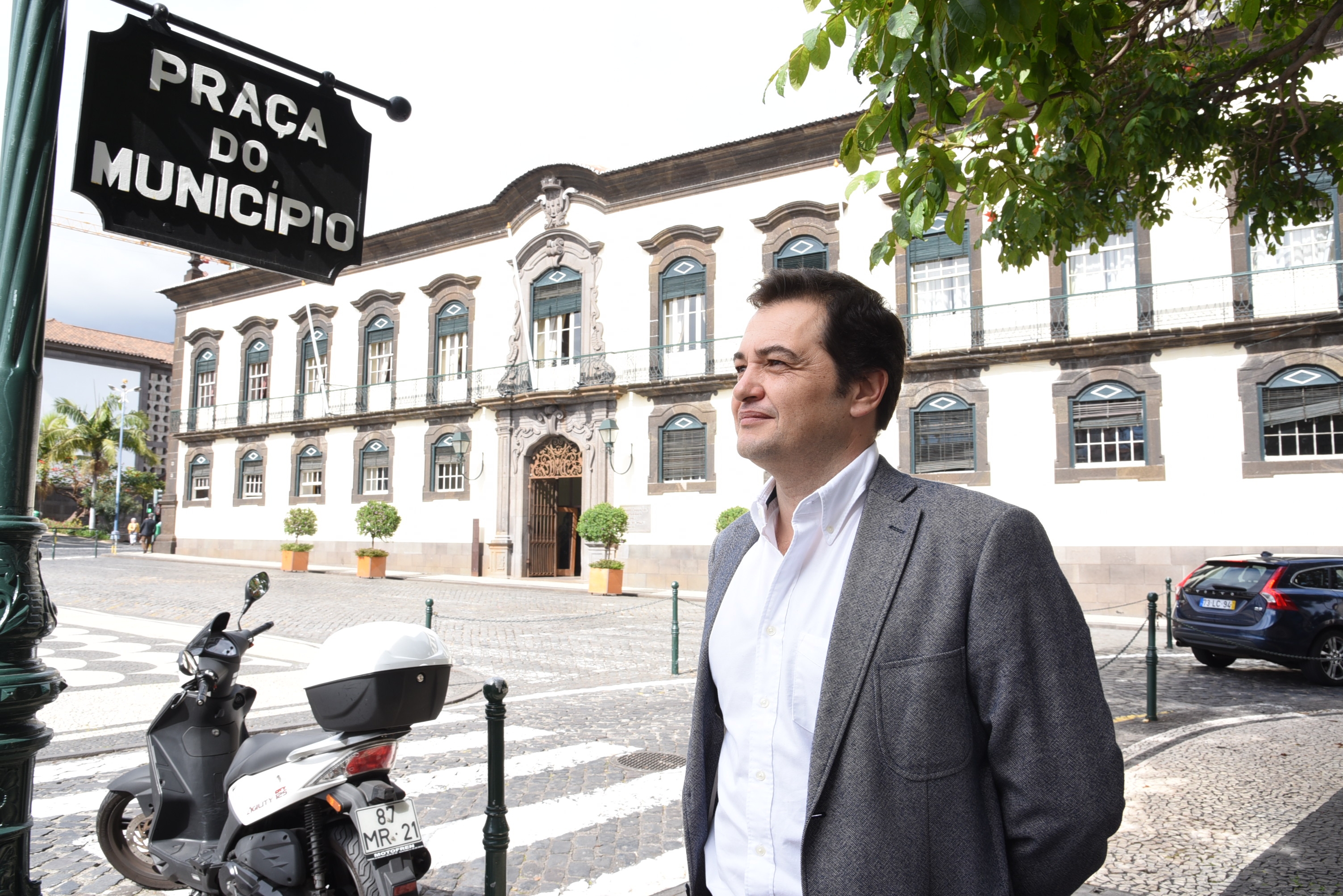 PSD acusa CMF de não ter estratégia nem visão