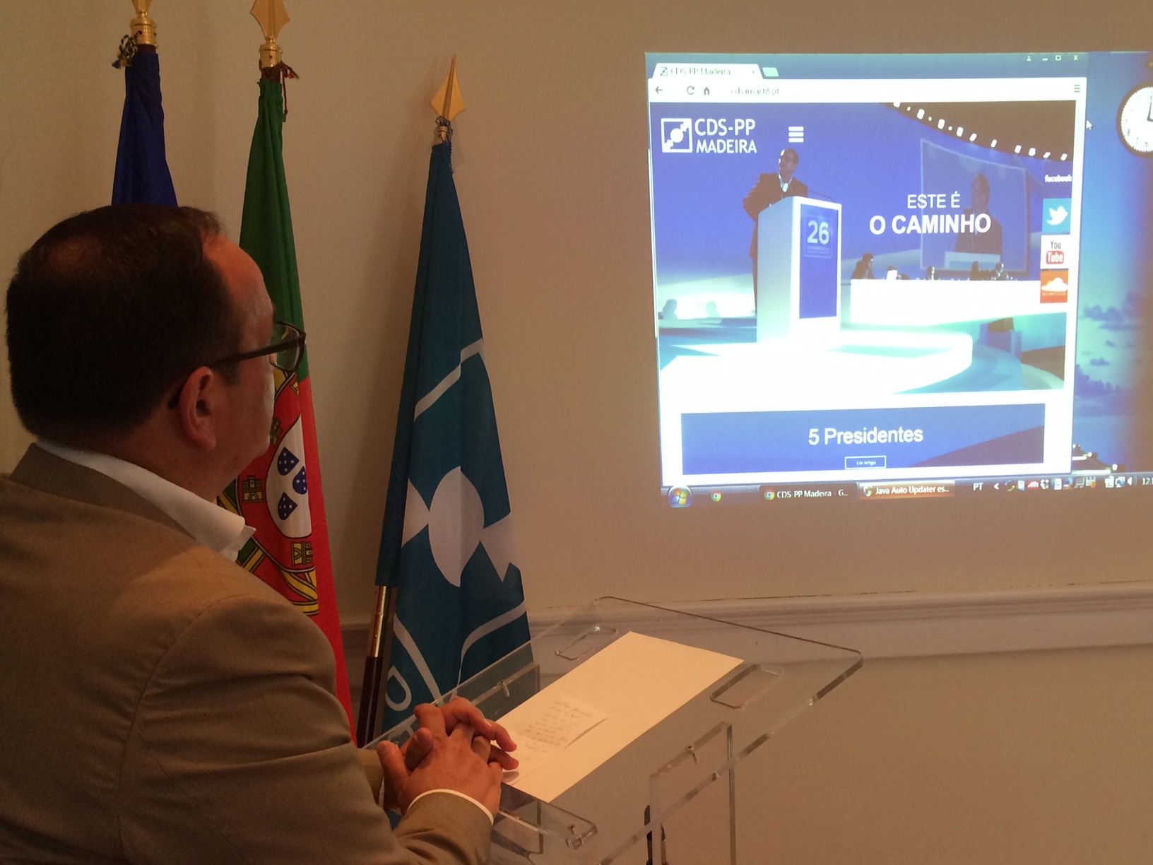 CDS-PP apresenta novo site na Internet com contas publicadas