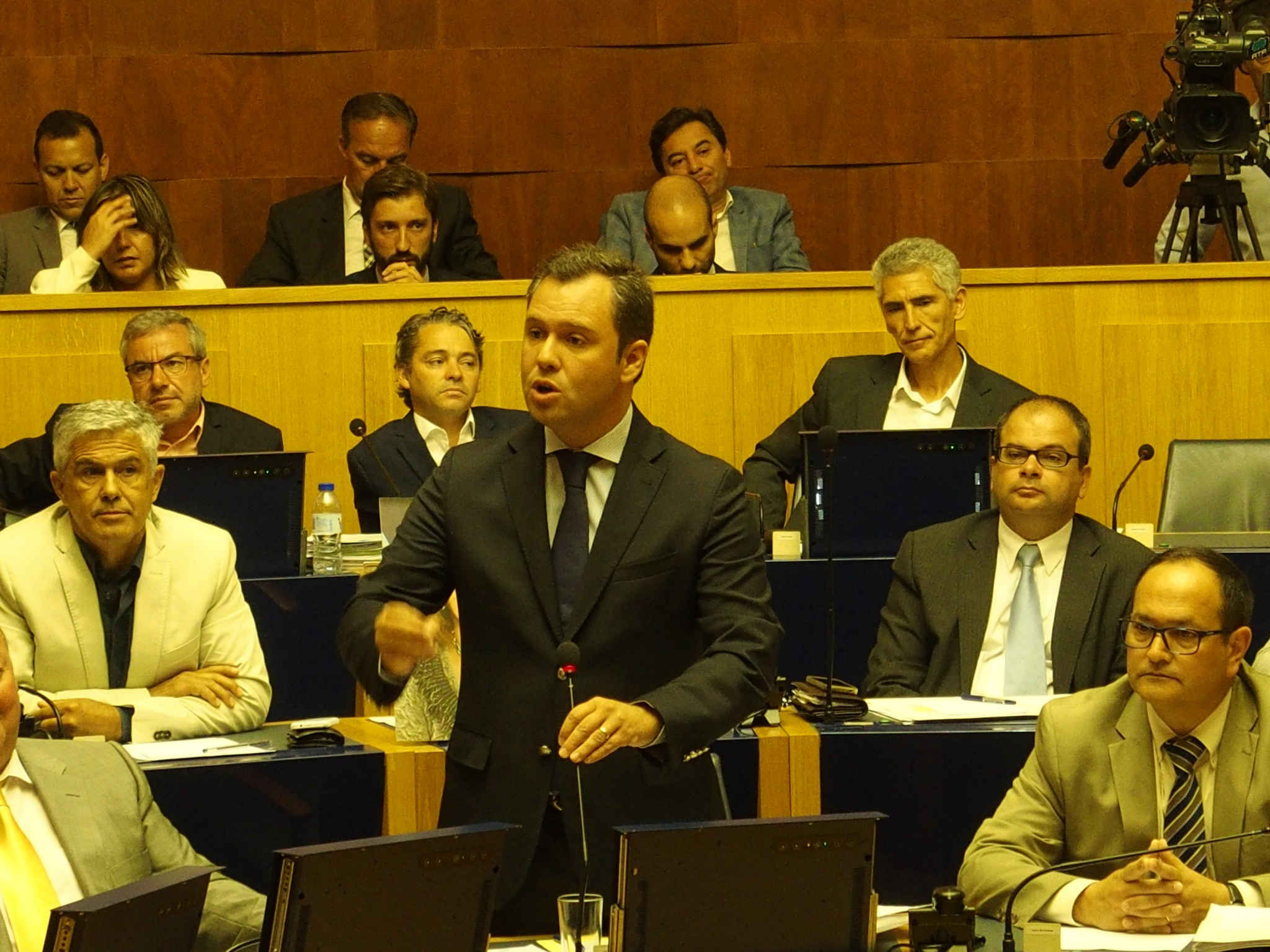 Oposição afirma o seu papel fiscalizador e aponta números contra o Governo Regional