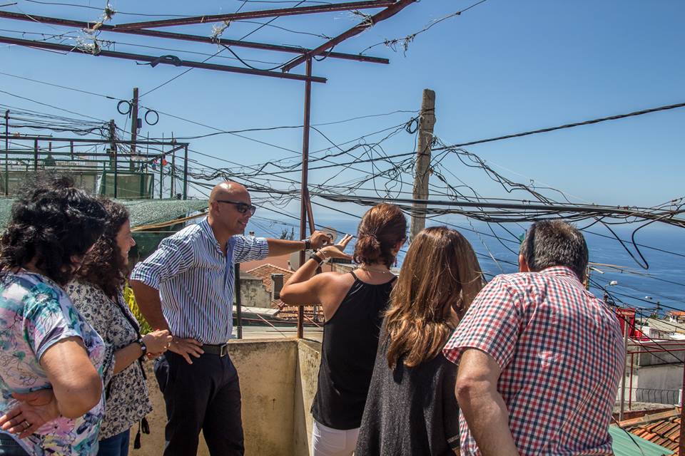 Oficina Solidária já apoiou cerca de 30 famílias dos bairros sociais camarários