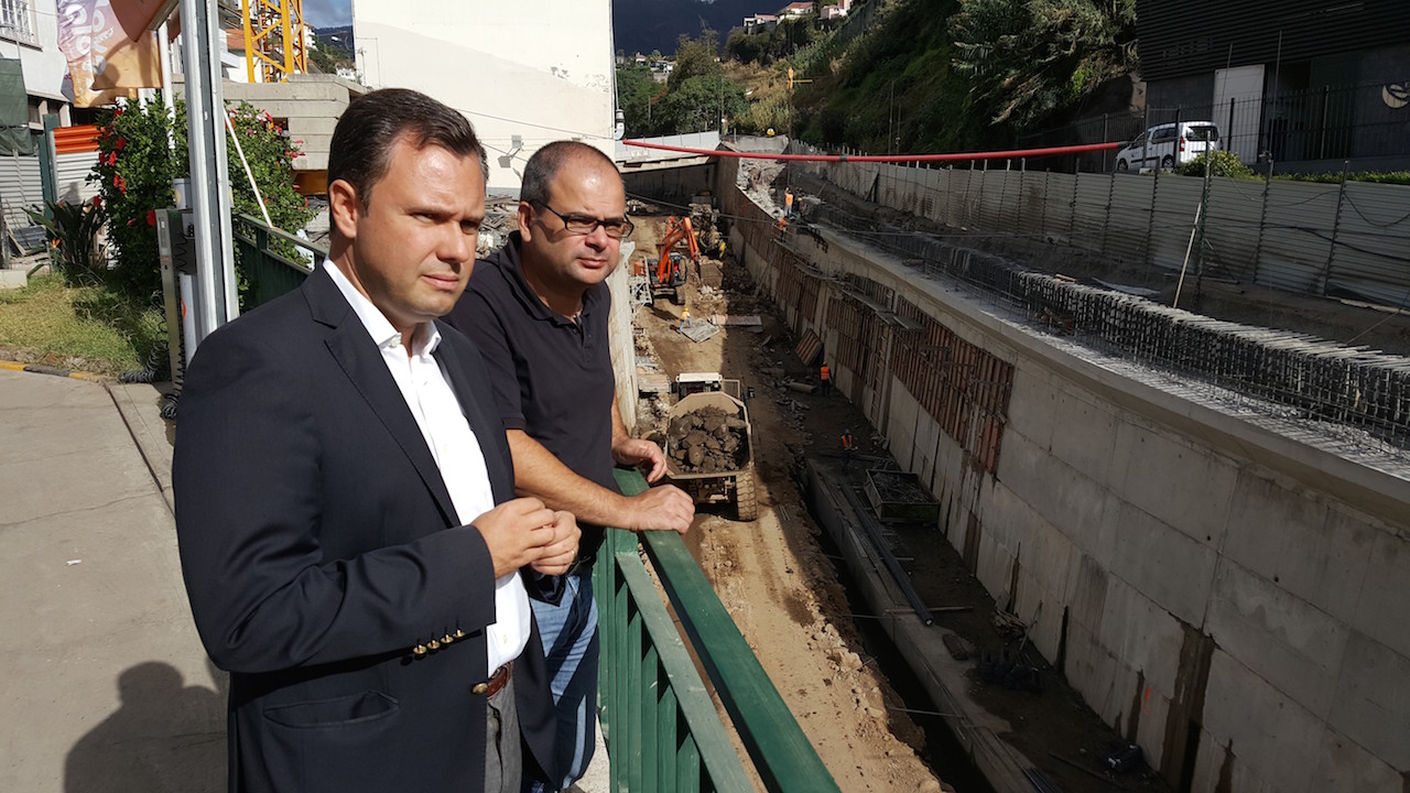 Rui Barreto questiona situação das ribeiras do Funchal