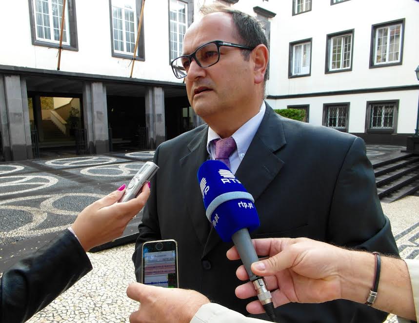 CDS considera que há margem para reduzir impostos na Madeira