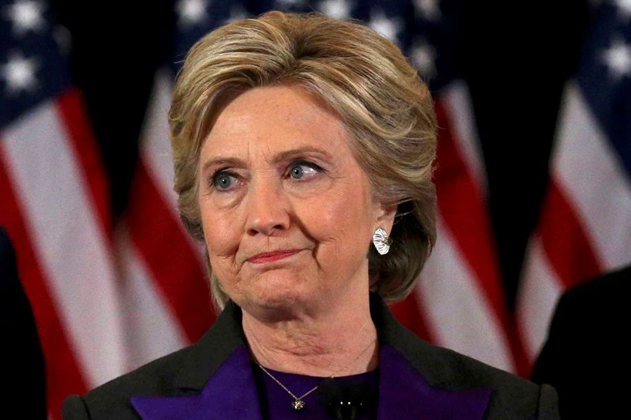 Hillary Clinton admite derrota “dolorosa”