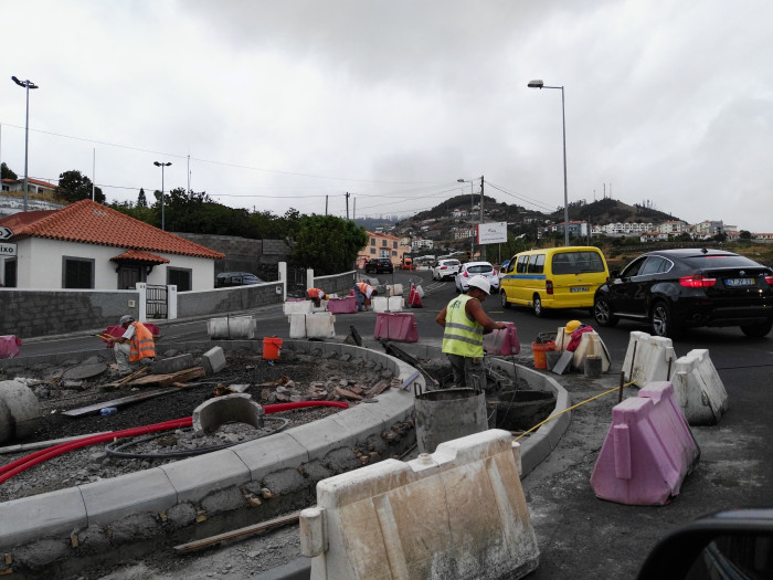 Variante ao Caniço inaugurada amanhã
