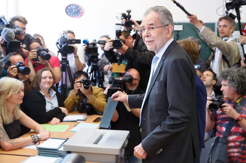 Áustria escolhe ecologista para a presidência do país