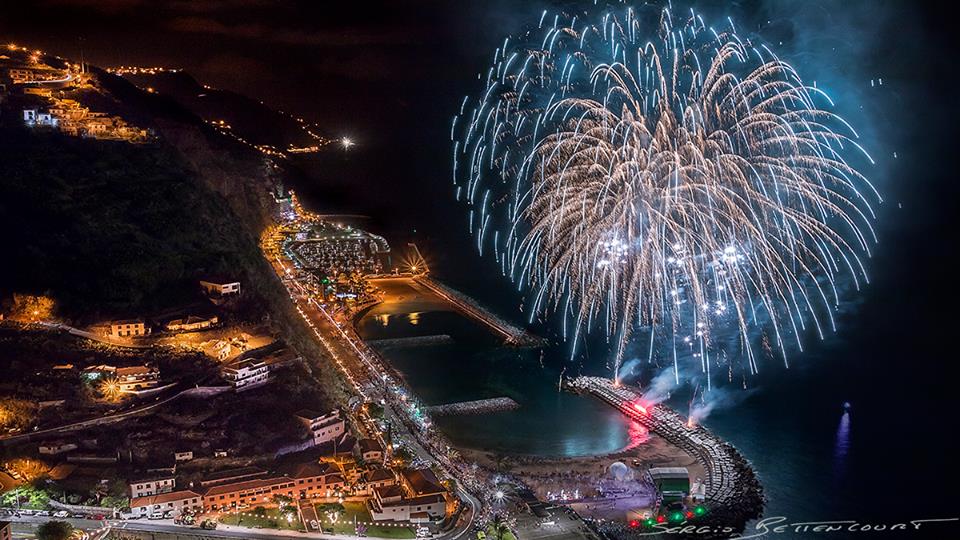 Calheta inaugura hoje presépio e iluminações de Natal