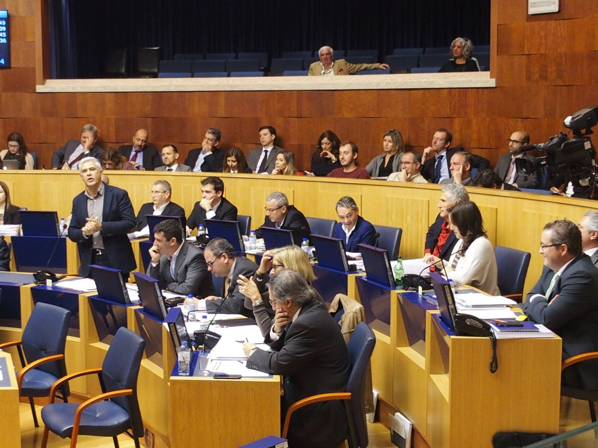 Oposição muita critica ao Orçamento Regional para 2017