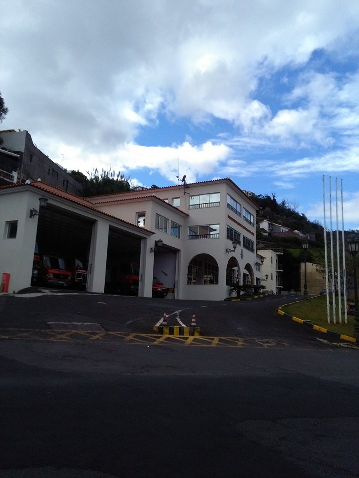 CDS de Santa Cruz denuncia carências dos bombeiros