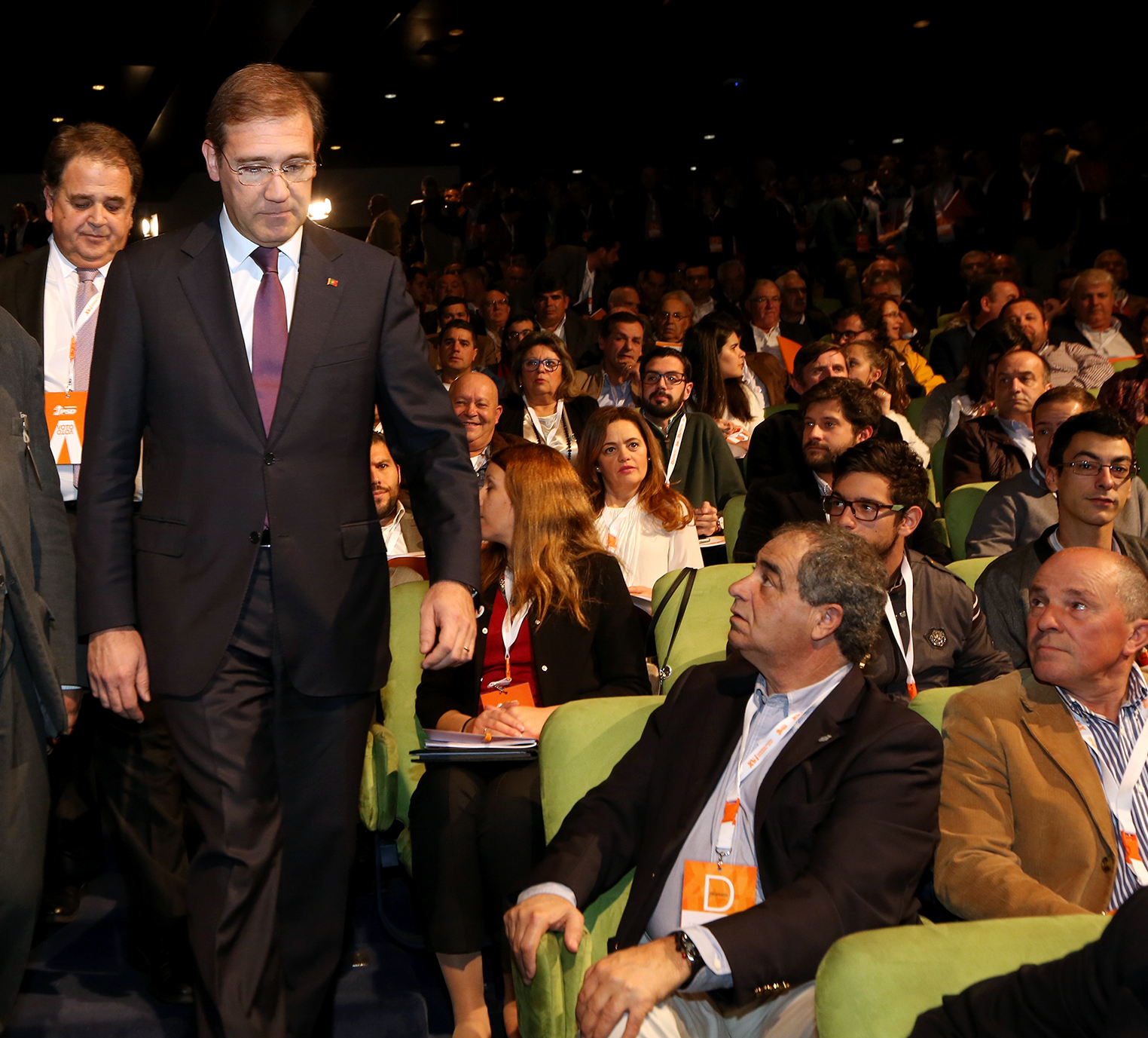 Passos Coelho avisa Costa a partir do Funchal: Não contem com o PSD para resolver desentendimentos da geringonça
