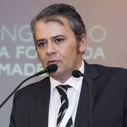 Nuno Drummond ameaça abandonar o CDS se Lino Abreu continuar como secretário-geral