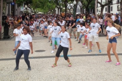 Flashmob na Avenida Arriaga assinala Dia Mundial da Dança