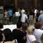 Levantamentos de multibanco limitados na Grécia