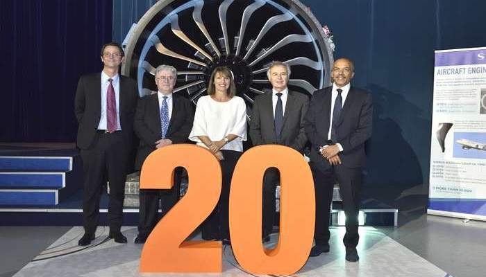 easyJet e CFM celebram 20º aniversário