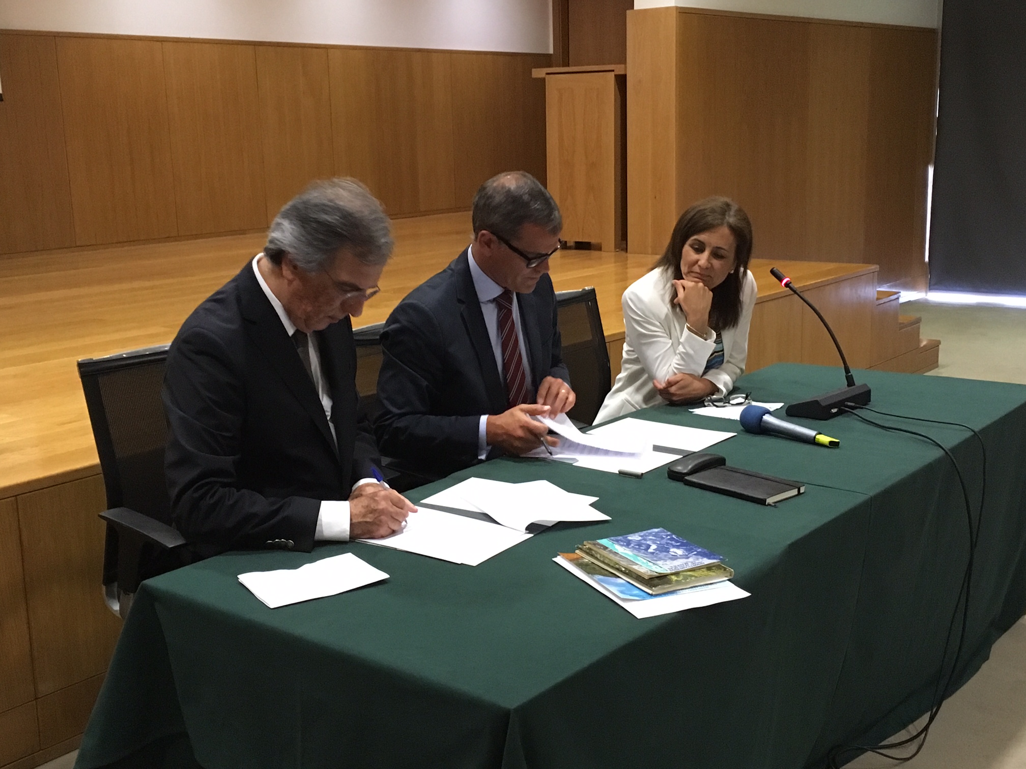 Documentação Pré-Autonomia da Região está já quase toda no Arquivo
